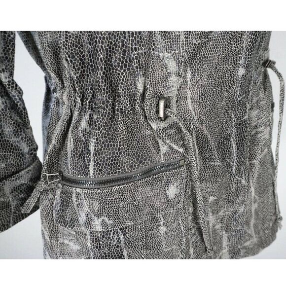 Chico's Gray Jacket Size 1 (8) Peter Pan Collar - Picture 9 of 11